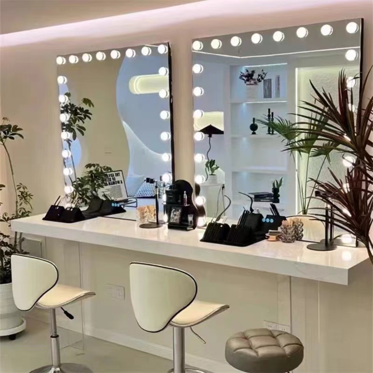 Makeup Vanity Table with Lamp  – Photo Beauty Makeup recenzja i cena